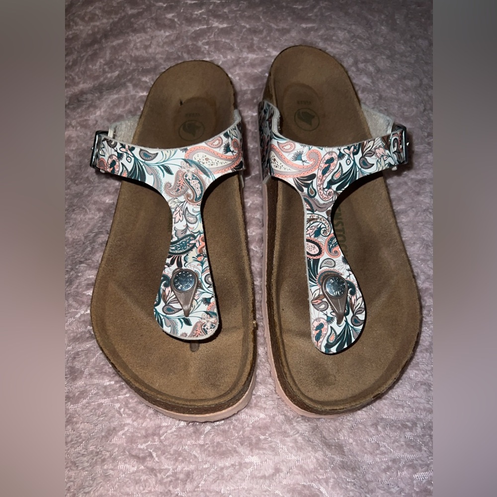 Women's Vegan Birkenstock Gizeh Paisley Sandals Size 39